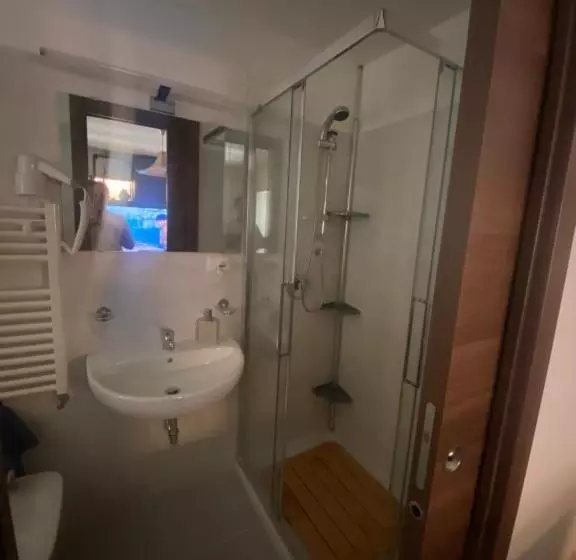 تختخواب و صبحانه La Casa Di Rita