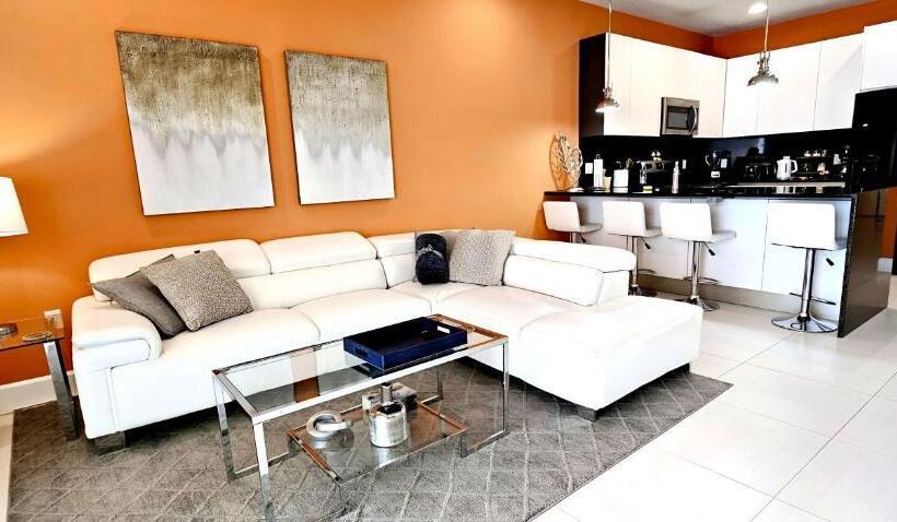 צימר Queen Suite With Private Bathroom Near Orlando