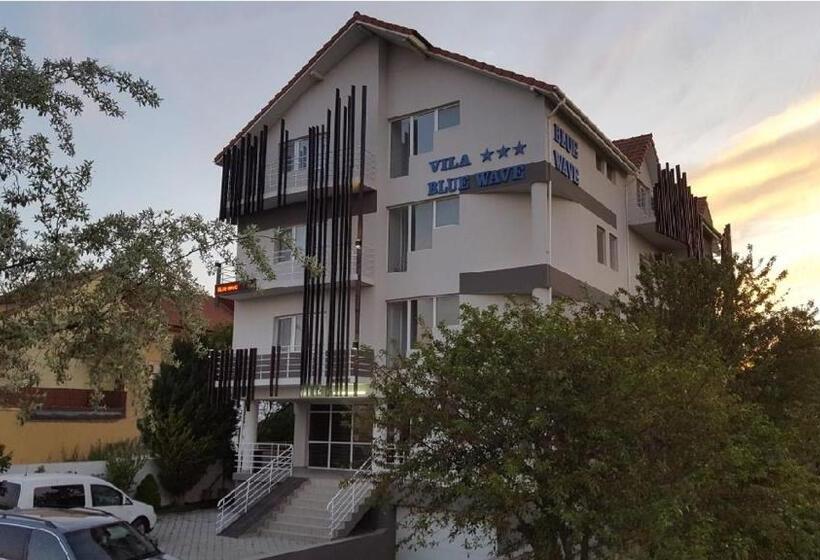 هتل Blue Wave