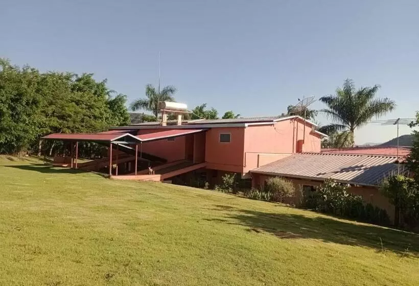ホテル Pousada Vale Verde   Campo De Futebol E Sinuca Pro