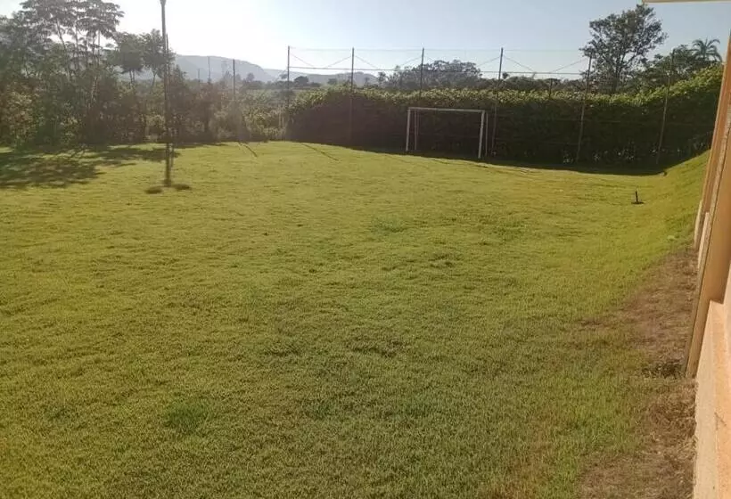 ホテル Pousada Vale Verde   Campo De Futebol E Sinuca Pro