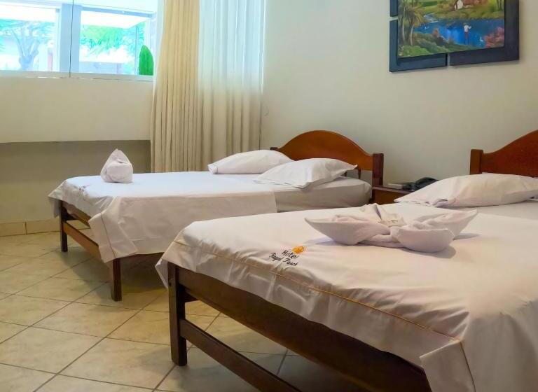 ホテル Royal Park