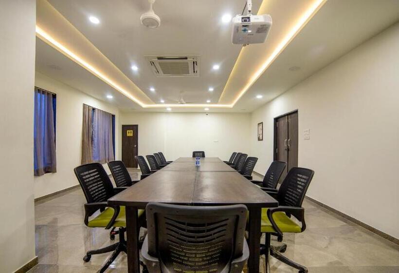 호텔 Shivalik   Mehsana