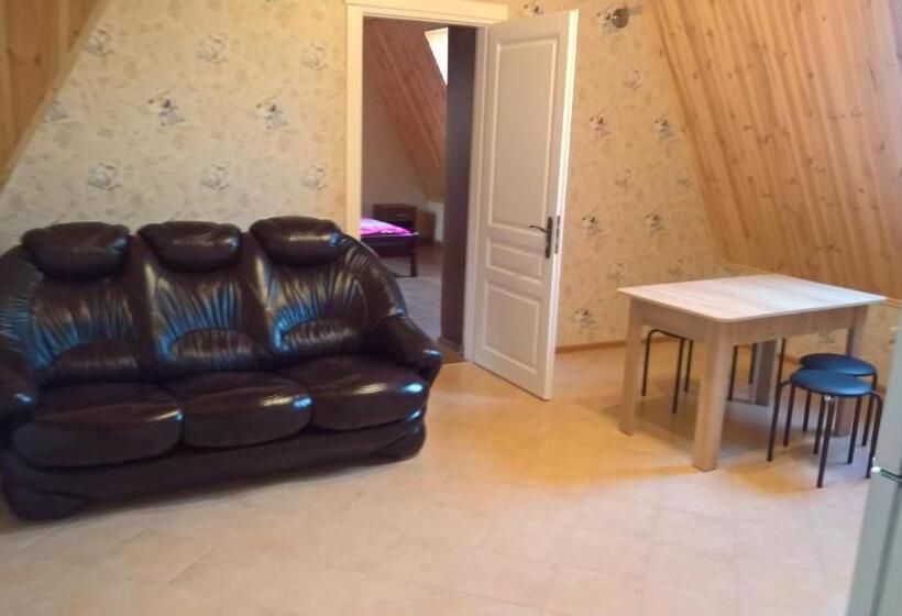 פנסיון More Nadezhd