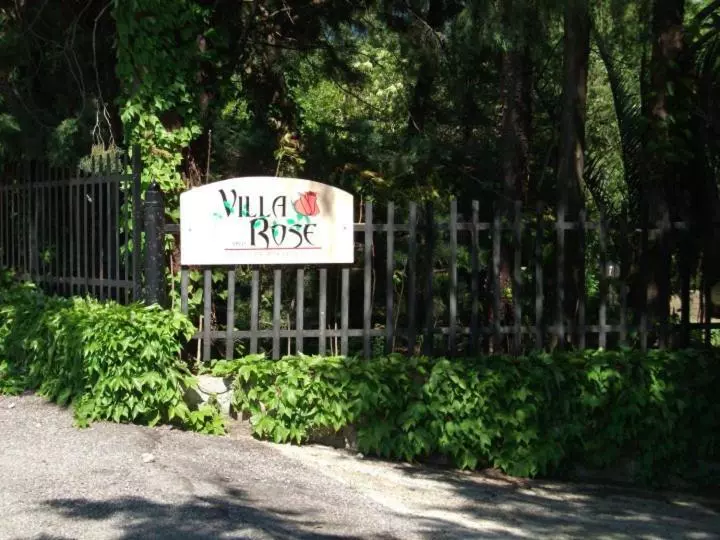 ペンション Villa Delle Rose B&b