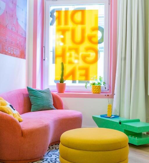 Retropop Design Apartment , Designerzimmer Für Je 2 Personen, Top Lage, Wifi