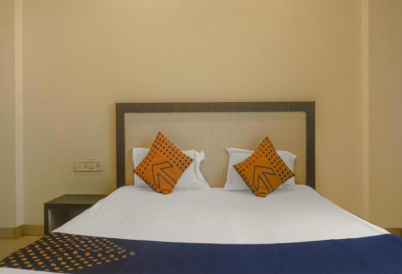 Spot On Hotel Peacock Lodging