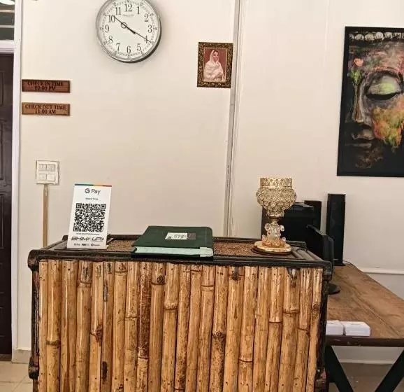Aamiaismajoitus (B&B) Kasauli Times