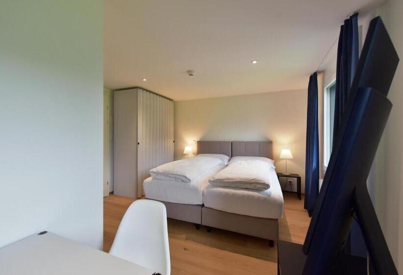 Bellevue Hotel & Apartments