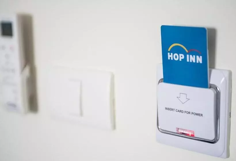 Hotelli Hop Inn Ayutthaya