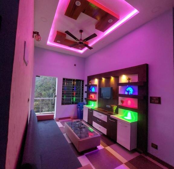 בית מלון כפרי Noor Palace Restaurant And Room