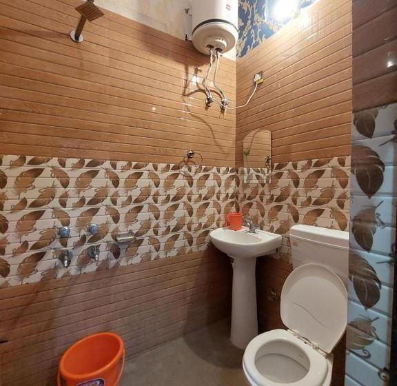 בית מלון כפרי Noor Palace Restaurant And Room