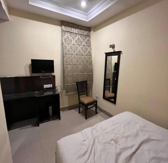 בית מלון כפרי Golden Temple View Top Rated & Most Awarded Property In Amritsar