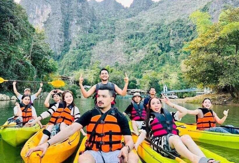 בית מלון כפרי Vang Vieng Sky Mountain View