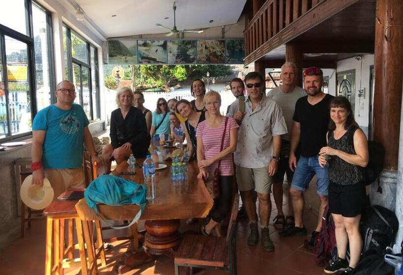 בית מלון כפרי Vang Vieng Sky Mountain View