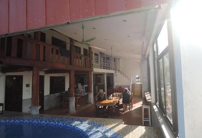 בית מלון כפרי Vang Vieng Sky Mountain View