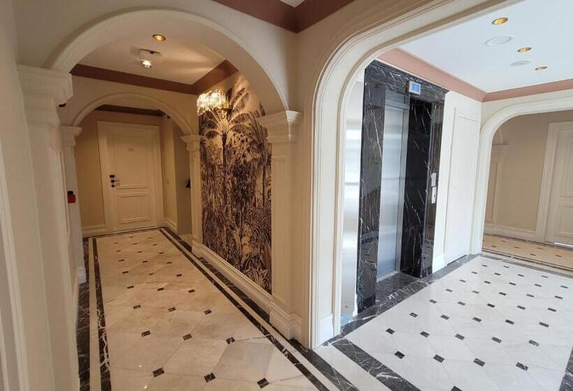 Mono Life Hotel çeşme