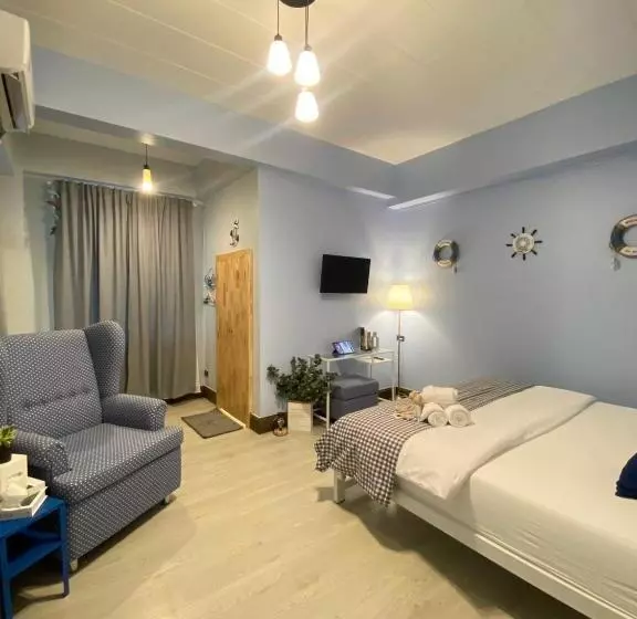 Triple J Hotel Trang