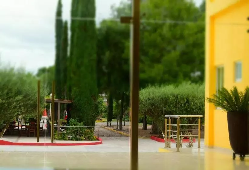Amazing Celaya Hotel & Suites Business Class