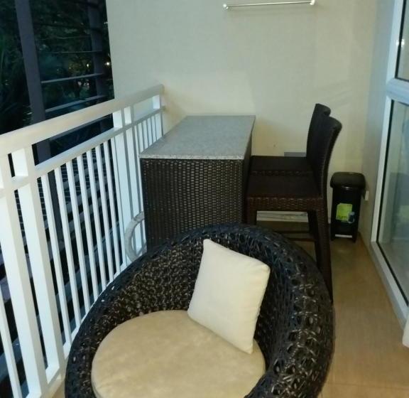 Отель Luxurious Family Room Pico De Loro