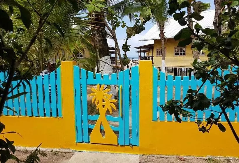 ホテル Koko Acqua Lodge