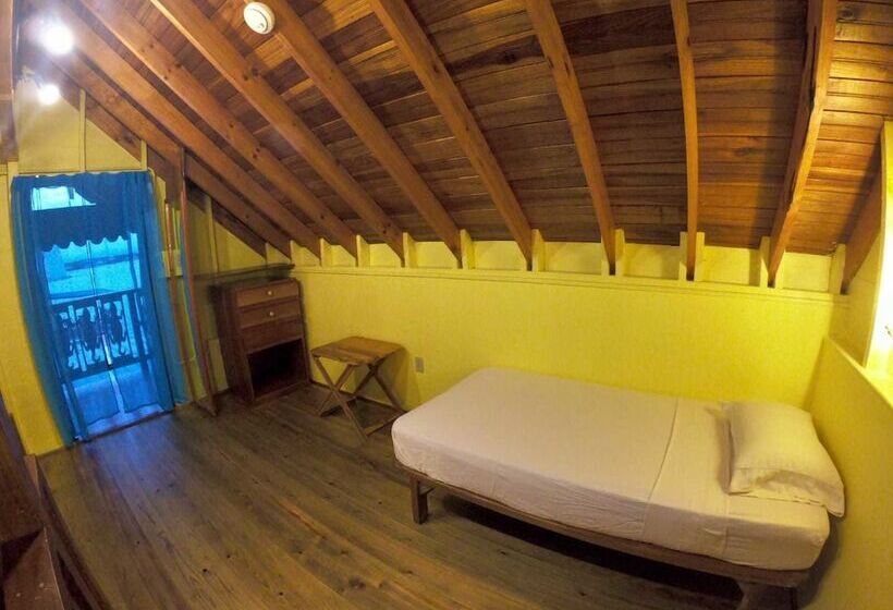 هتل Koko Acqua Lodge