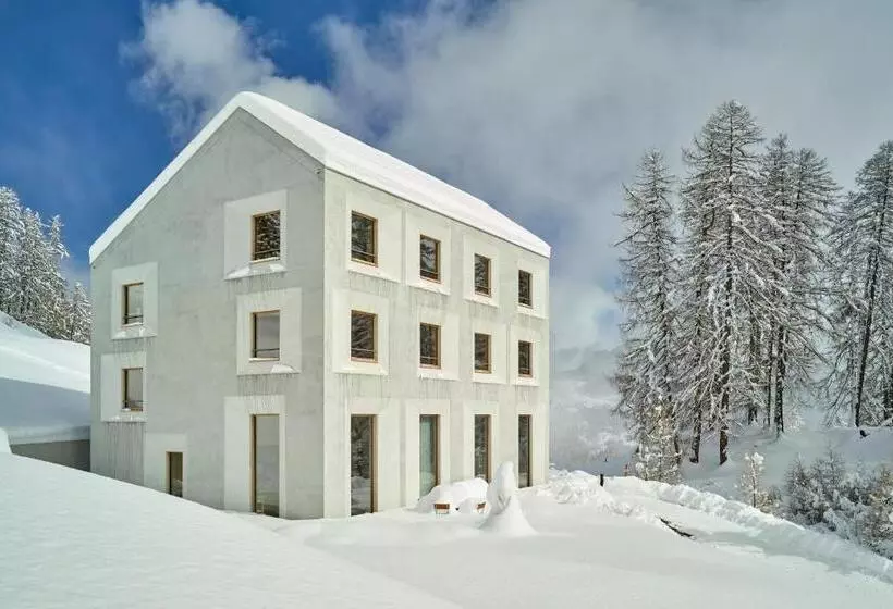 Hôtel Pension Laresch