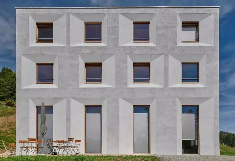 Hôtel Pension Laresch