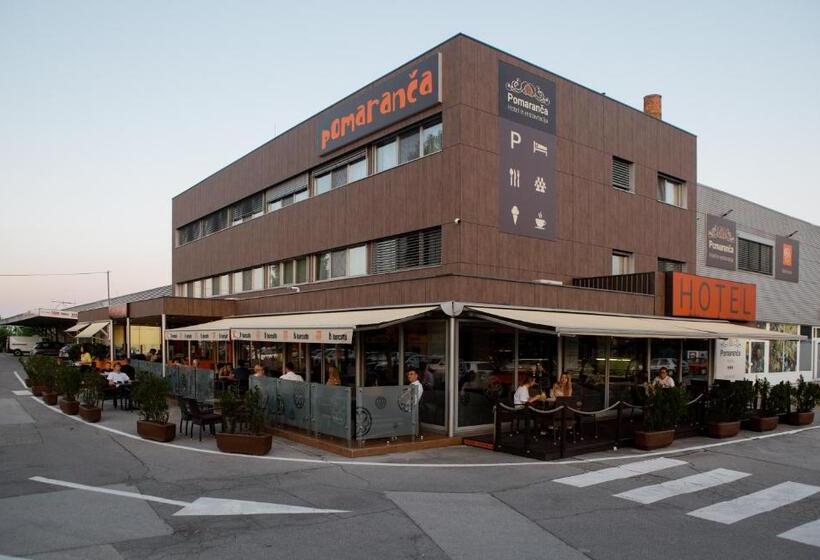 هتل Pomaranča