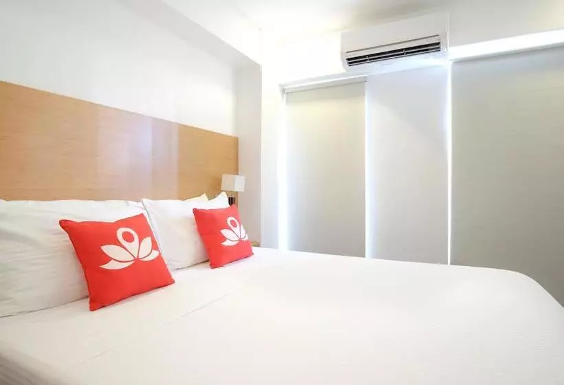 ホテル Zen Rooms Makati Peñafrancia