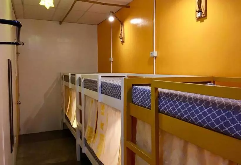 Moon Fools Hostel