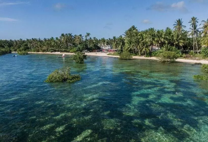 Reef Beach Resort