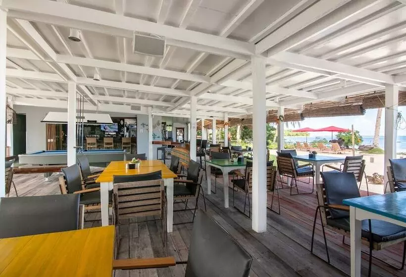 Reef Beach Resort