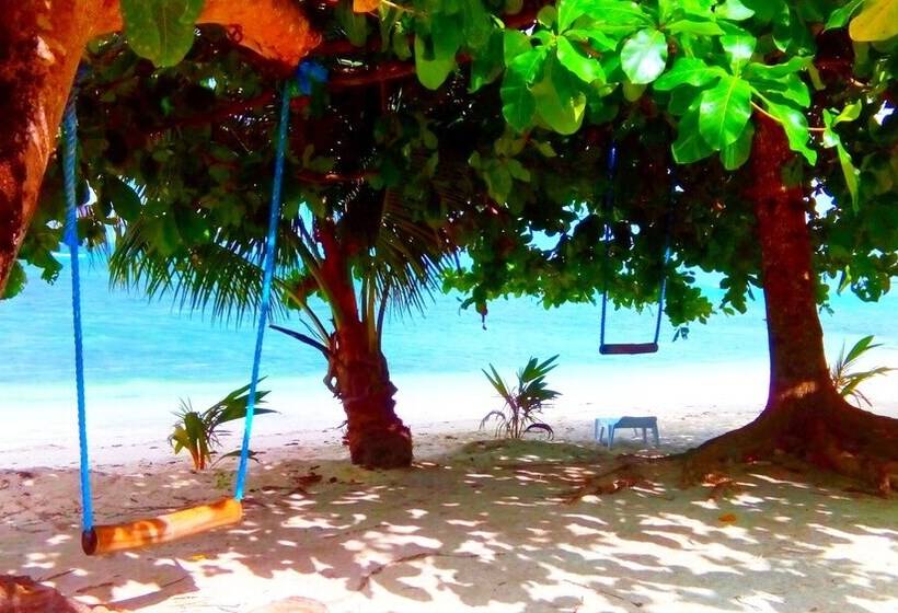 Thresher Cove Dive Resort