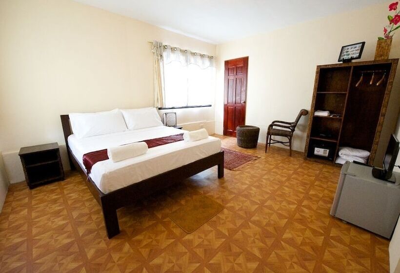 Thresher Cove Dive Resort