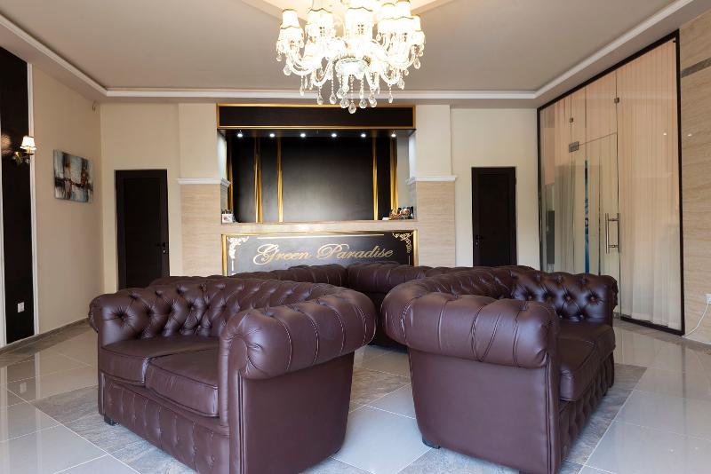 酒店 Green Paradise Deluxe Apartments