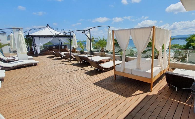 酒店 Green Paradise Deluxe Apartments