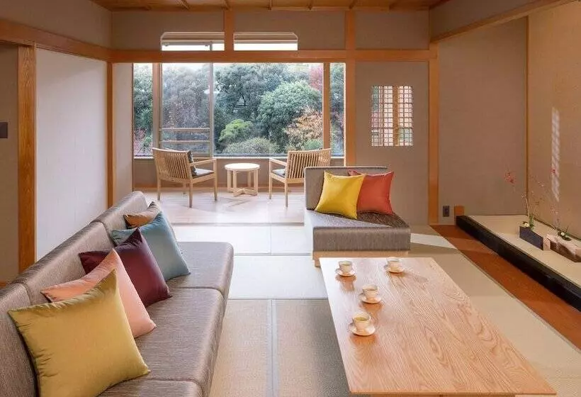 ホテル Hoshino Resorts Kai Ito