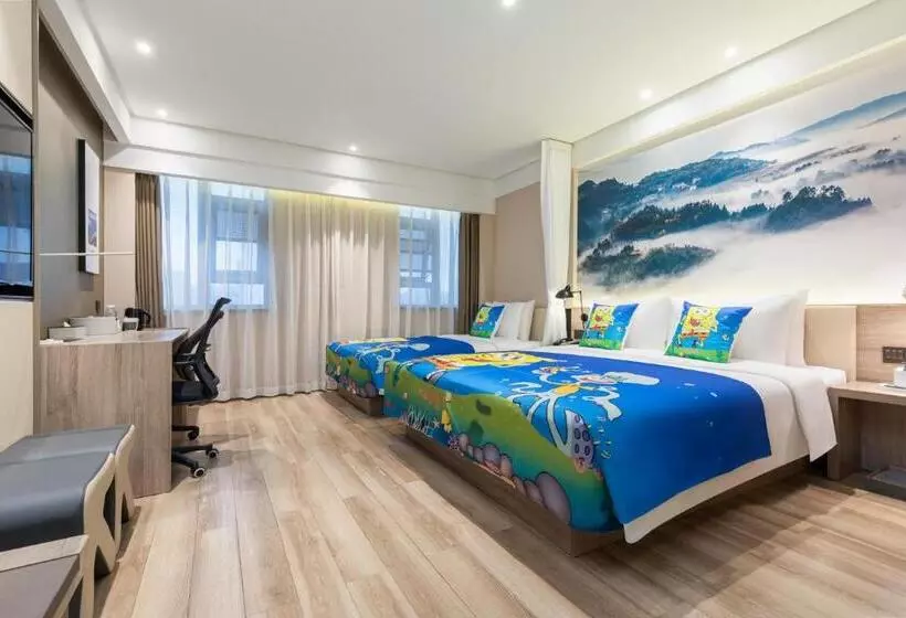 Atour Hotel Chongqing Liziba Lianglukou Subway Station