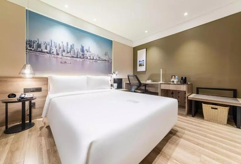 Atour Hotel Chongqing Liziba Lianglukou Subway Station