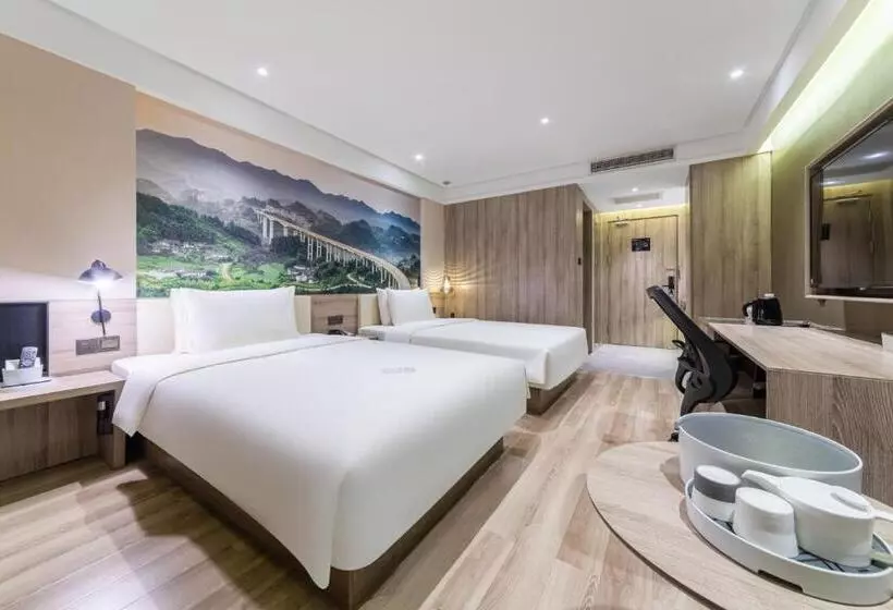 Atour Hotel Chongqing Liziba Lianglukou Subway Station