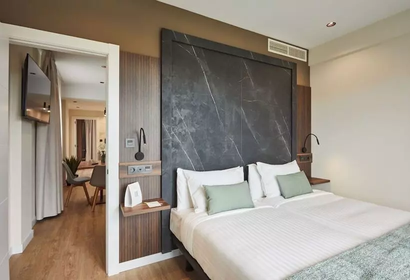 Hotelli Apartamentos Silken Fontibre Iberia Spa