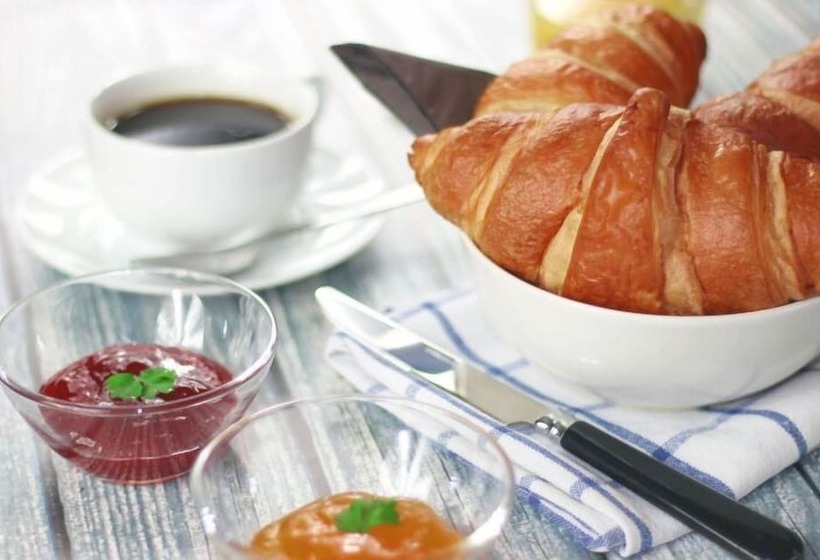 ホテル Apartamentos Silken Fontibre Iberia Spa