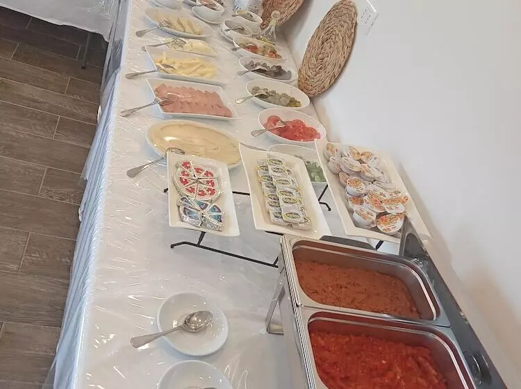 هتل Beit Alshabaan Inn