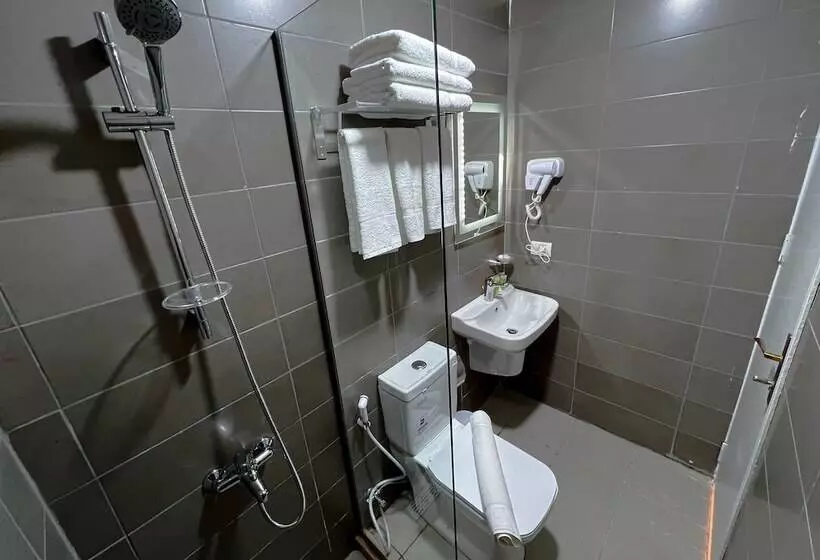 هتل Beit Alshabaan Inn