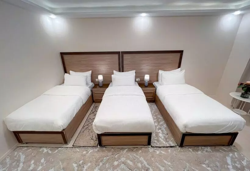 هتل Beit Alshabaan Inn