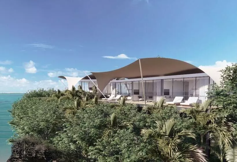 هتل Silversands Beach House Grenada