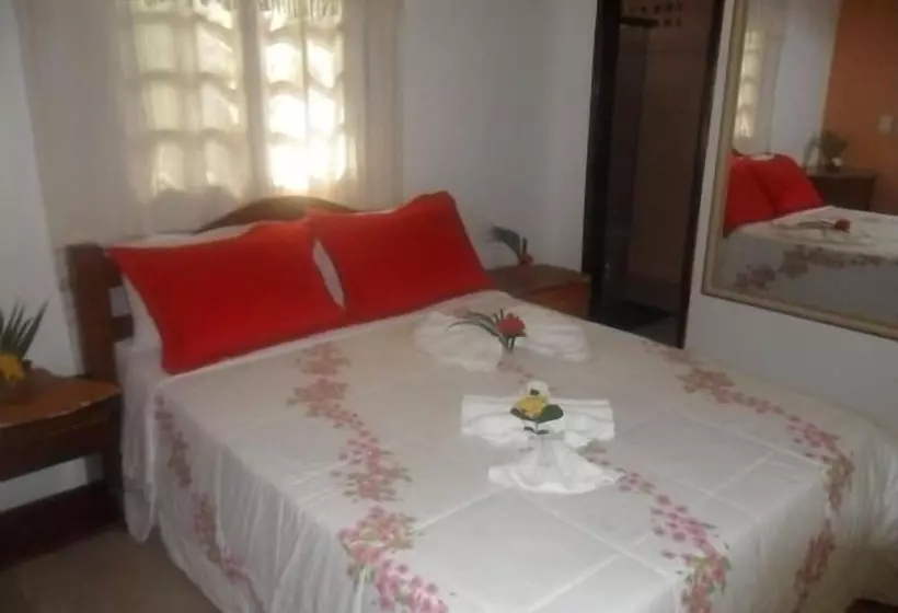 Okakoaras Hotel Handmade Hospitality