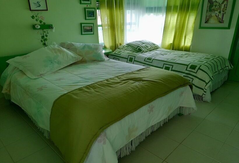 בית מלון כפרי Brugmansia Country