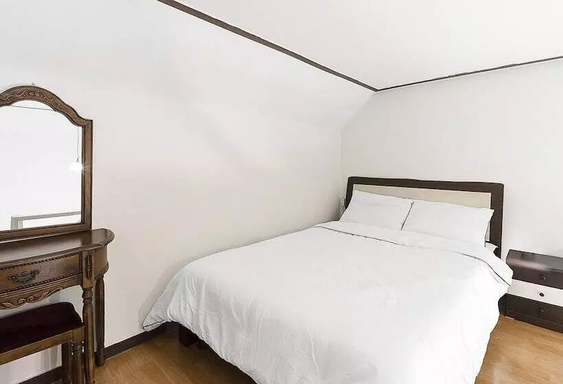 Gangchon Beautiful Pet House Pension